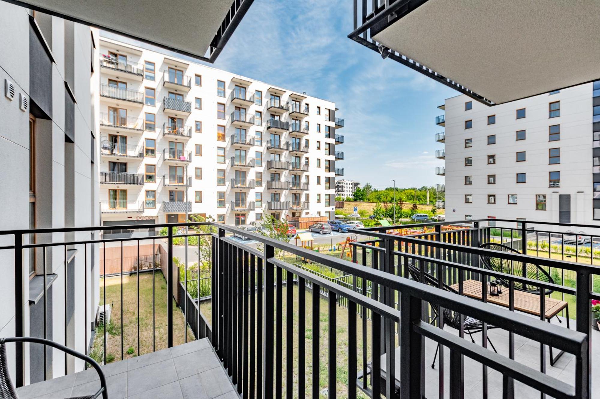 Przy Torach 3 By Homeprime Varsóvia Exterior foto